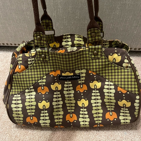 Petunia Pickle Bottom Wistful Weekender Diaper Bag in Adoring Autumn - Picture 1 of 16